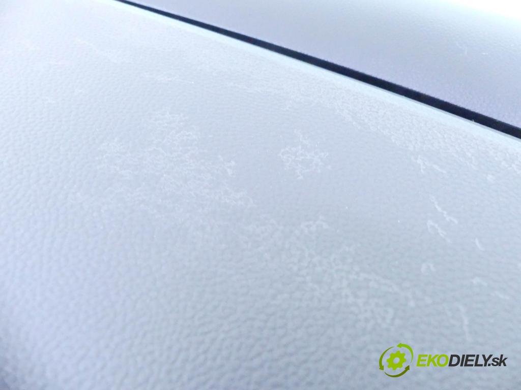 Chevrolet Captiva 2.2 VCDI 184hp manual 135 kW 2231 cm3 5- kokpit,pristrojová doska rozdeľovacia