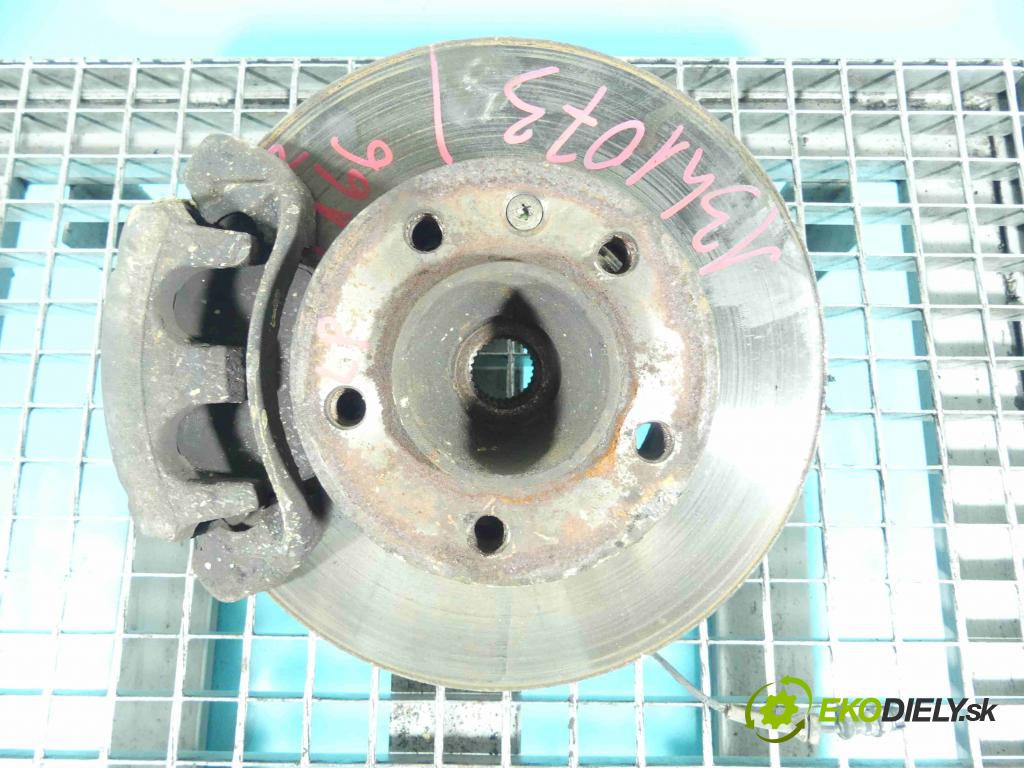 Renault Master II 1998-2010 2.5 dci 101 HP manual 74 kW 2463 cm3 5- náboj ľavé  (Náboje)