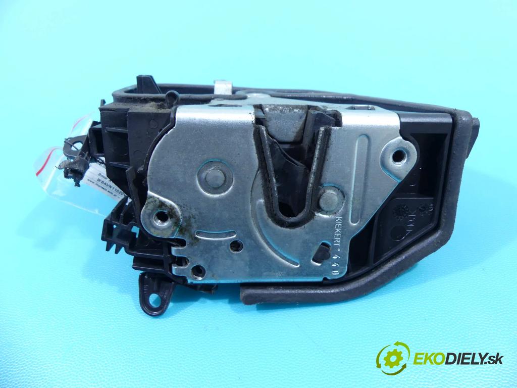 Bmw X1 E84 2009-2015 2.0d 136hp manual 100 kW 1995 cm3 5- zámek zadní pravý 7229460