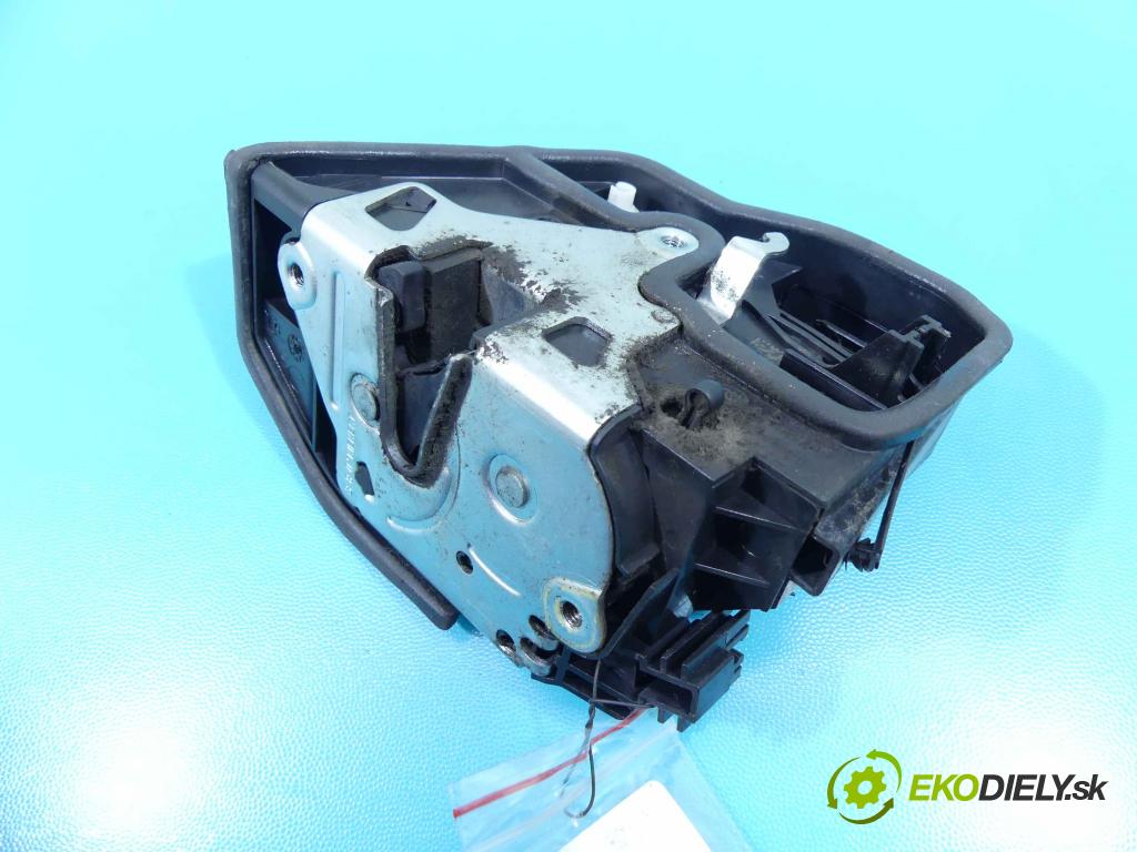 Bmw X1 E84 2009-2015 2.0d 136hp manual 100 kW 1995 cm3 5- zámek zadní levý 7229459