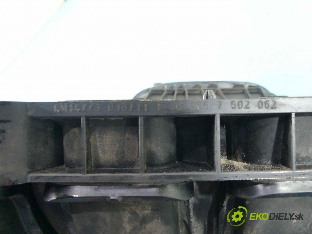 Bmw 3 E90 2005-2013 2.0 143 HP manual 105 kW 1999 cm3 4- zvod nasávací 7602062 (Sacie potrubia)