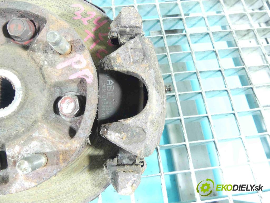 Daewoo Tico 0.8 plyn: 41 HP manual 30 kW 796 cm3 5- brzdič predné pravý (Ostatné)