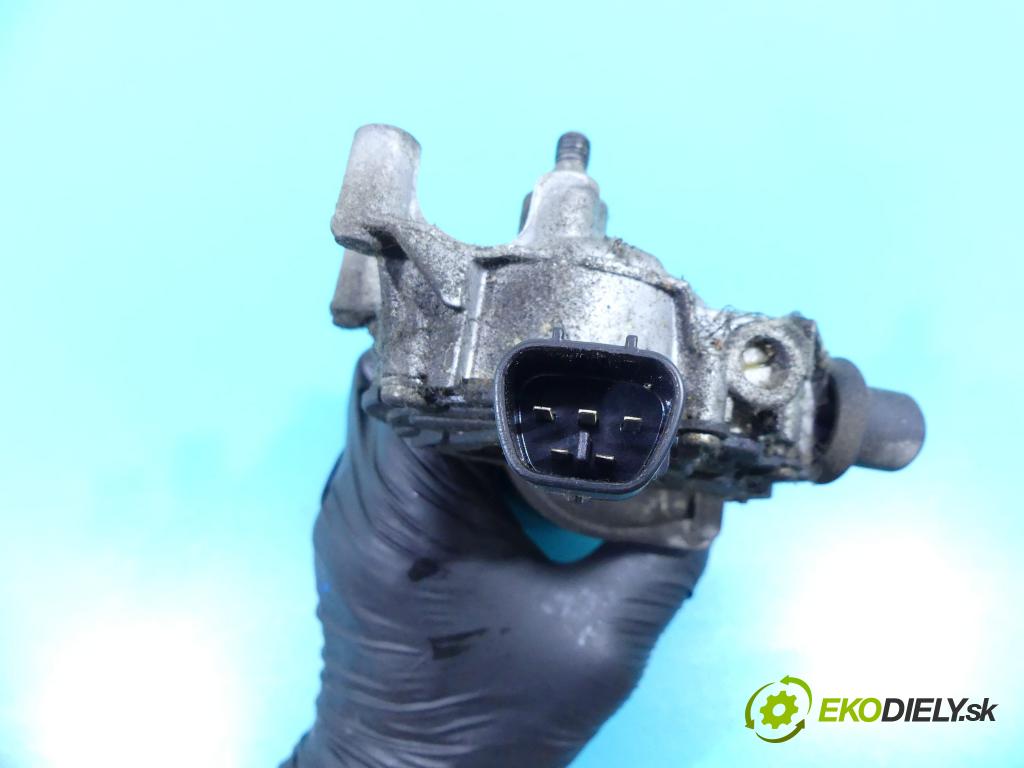Toyota Corolla E12 2001-2009 2.0 D4D 110 HP manual 81 kW 1995 cm3 5- motor stieračov predné 85110-02100-A