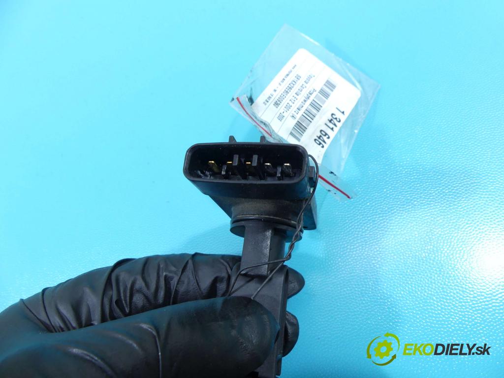 Toyota Corolla E12 2001-2009 2.0 D4D 110 HP manual 81 kW 1995 cm3 5- průtokoměr: 22204-27010 (Váhy vzduchu)