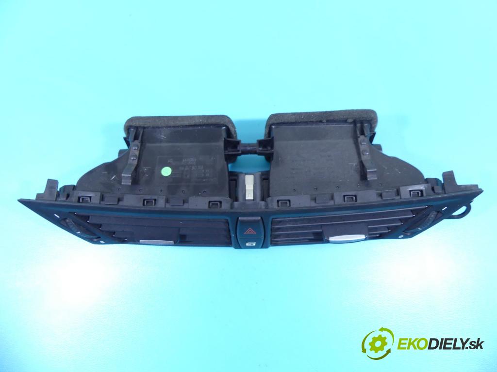 Bmw X1 E84 2009-2015 2.0d 136 HP manual 100 kW 1995 cm3 5- Mřížka: kúrenia stredová 2991235 (Mriežky kúrenia (fukáre))