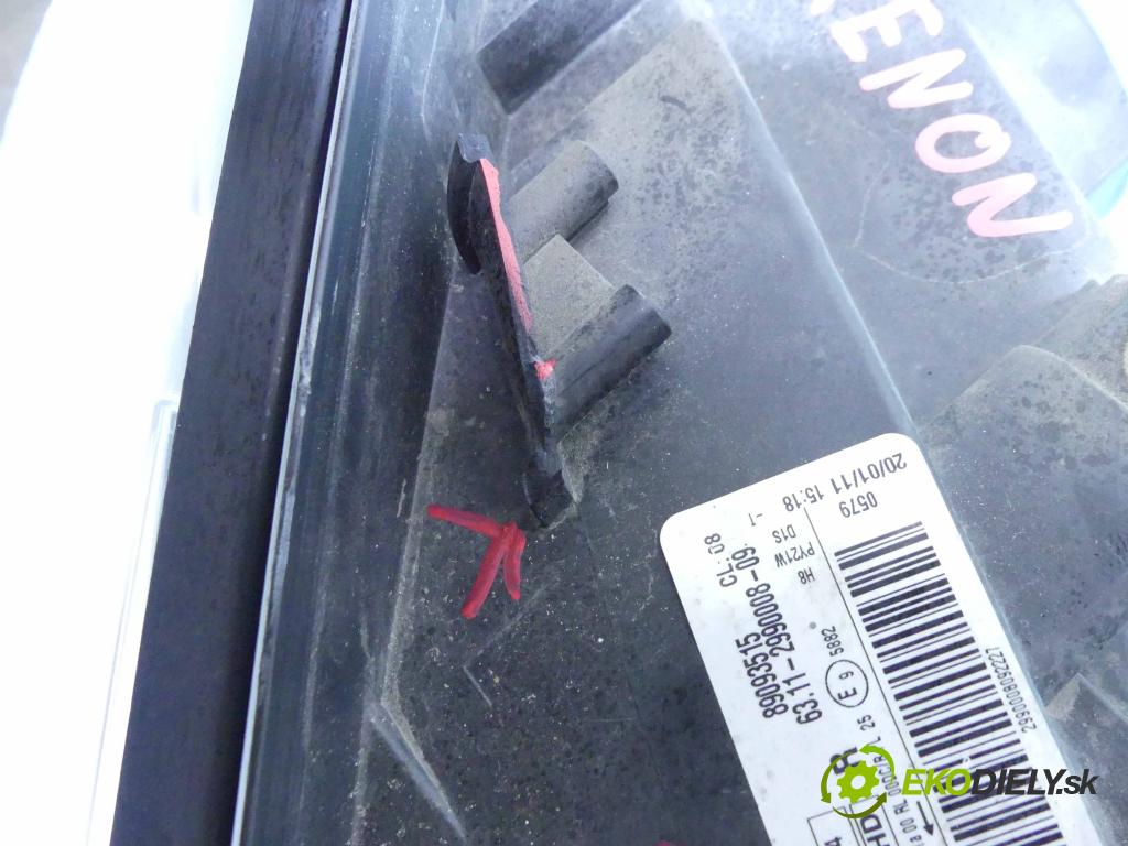 Bmw X1 E84 2009-2015 2.0d 136 HP manual 100 kW 1995 cm3 5- Reflektor: pravý 2990008 (Pravé)