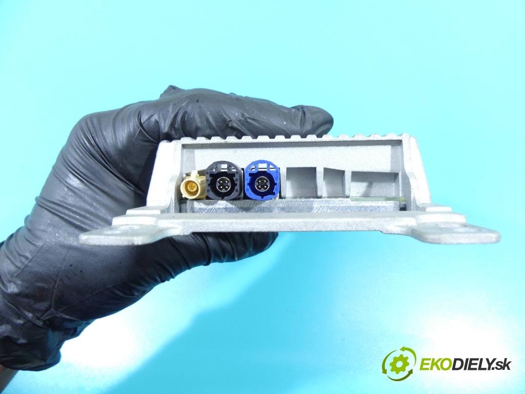 Bmw X1 E84 2009-2015 2.0d 136 HP manual 100 kW 1995 cm3 5- Zesilovač: 9257160-01 (Zosilňovače)