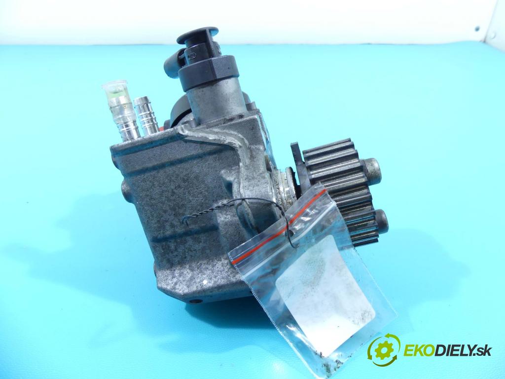 Vw Passat B7 2010-2014 2.0 tdi 140 HP manual 103 kW 1968 cm3 5- čerpadlo vstrekovacia 0445010526 (Vstrekovacie čerpadlá)