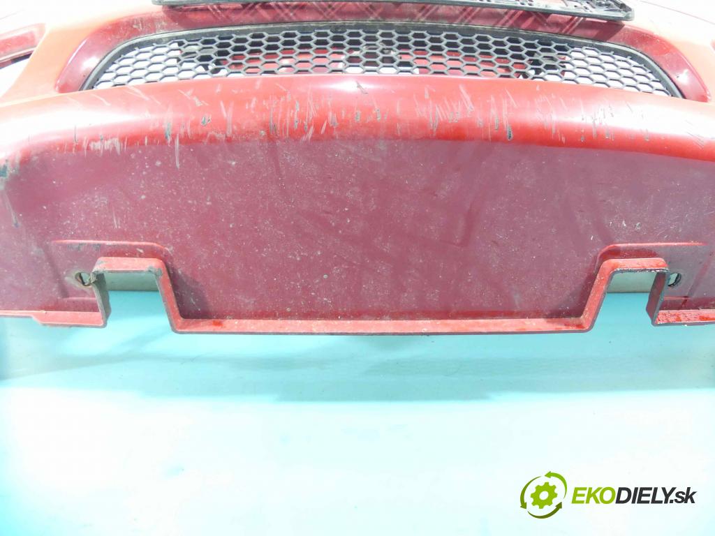 Fiat Albea 1.4 77 hp manual 57 kW 1368 cm3 4- nárazník přední 735388163 (Ostatné)
