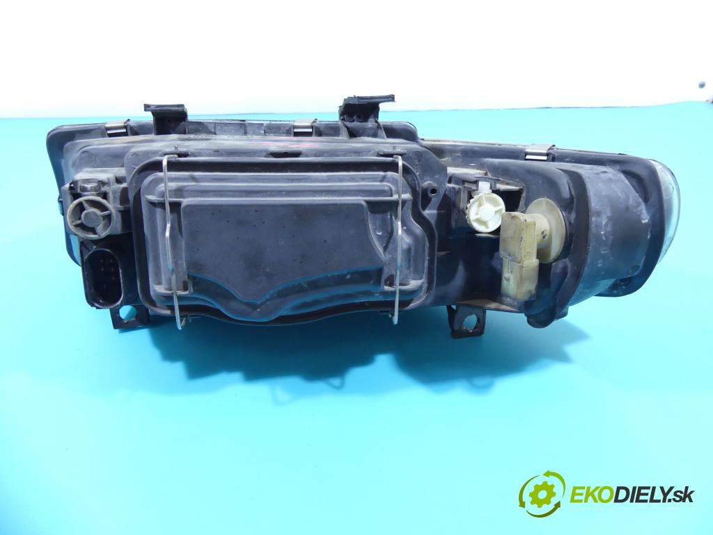 Seat Toledo II 1998-2004 1.9 tdi 110 HP manual 81 kW 1896 cm3 4- Reflektor: pravý  (Pravé)