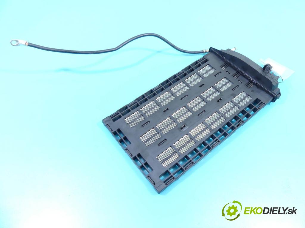 Bmw X1 E84 2009-2015 2.0d 136hp manual 100 kW 1995 cm3 5- radiátor 9194595 (Radiátory topení)