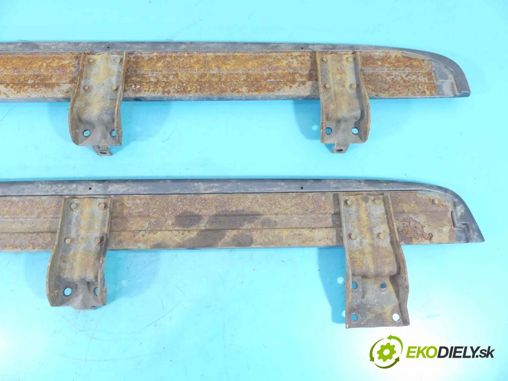 Chevrolet Captiva 2.2 VCDI 184hp manual 135 kW 2231 cm3 5- Práh: ľavý  (Karoséria ostatné)