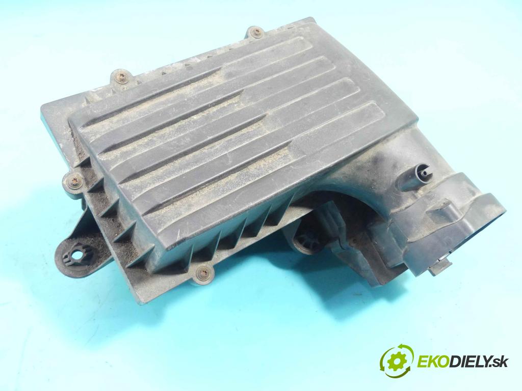 Vw Passat B8 2014 - 2.0 tdi 150 HP manual 110 kW 1968 cm3 5- obal filtra vzduchu 5Q0129607AA (Obaly filtrov vzduchu)