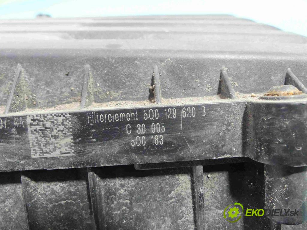 Vw Passat B8 2014 - 2.0 tdi 150 HP manual 110 kW 1968 cm3 5- obal filtra vzduchu 5Q0129607AA (Obaly filtrov vzduchu)