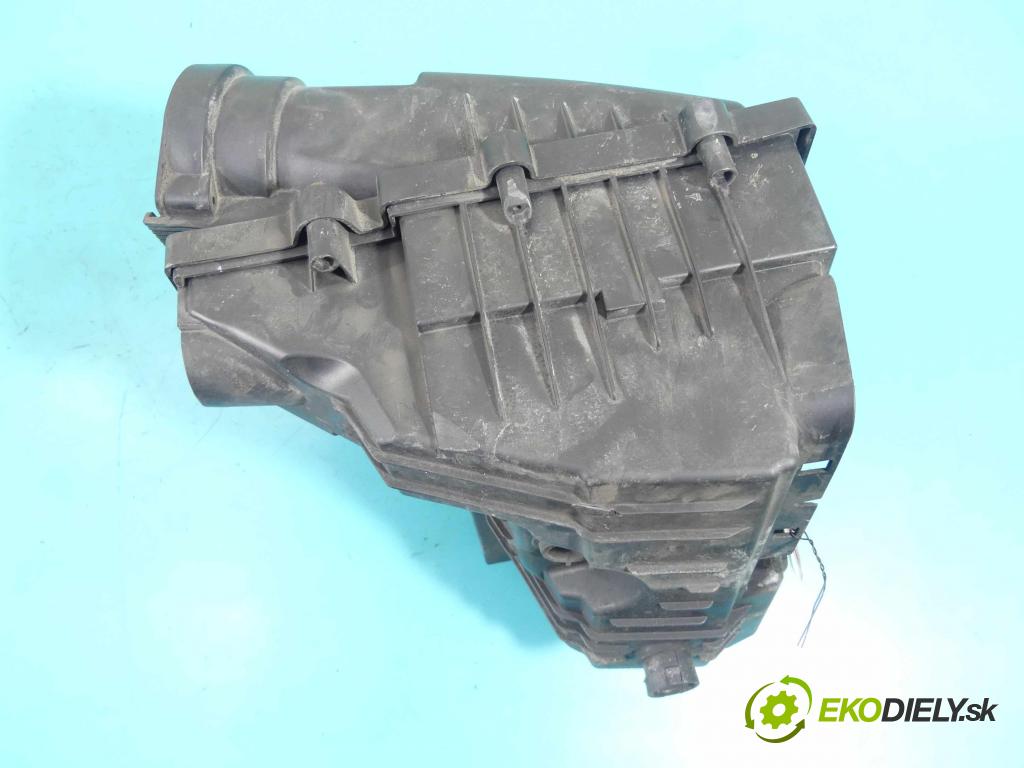 Vw Passat B8 2014 - 2.0 tdi 150 HP manual 110 kW 1968 cm3 5- obal filtra vzduchu 5Q0129607AA (Obaly filtrov vzduchu)