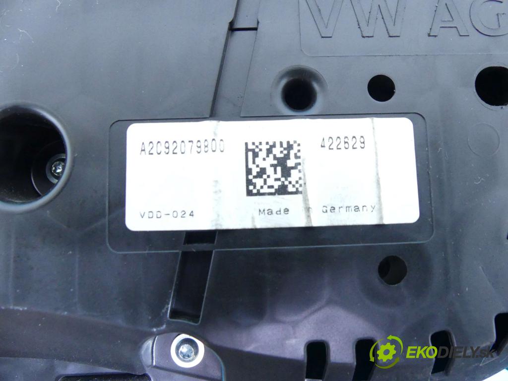 Vw Passat B8 2014 - 2.0 tdi 150 HP manual 110 kW 1968 cm3 5- prístrojovka/ budíky 3G0920741 (Prístrojové dosky, displeje)