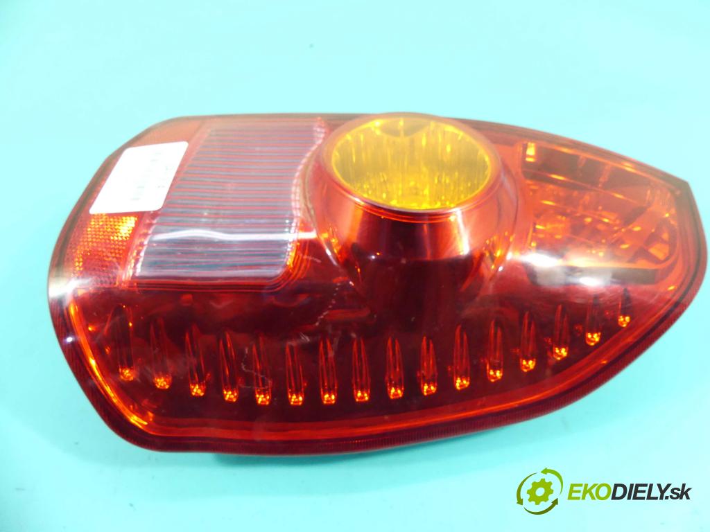 Mitsubishi Space star 1.9 dci 102 hp manual 75 kW 1870 cm3 5- světlo zadní pravé  (Ostatné)