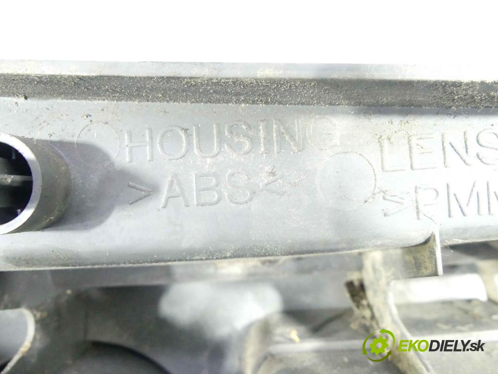 Mitsubishi Space star 1.9 dci 102 hp manual 75 kW 1870 cm3 5- světlo zadní pravé  (Ostatné)