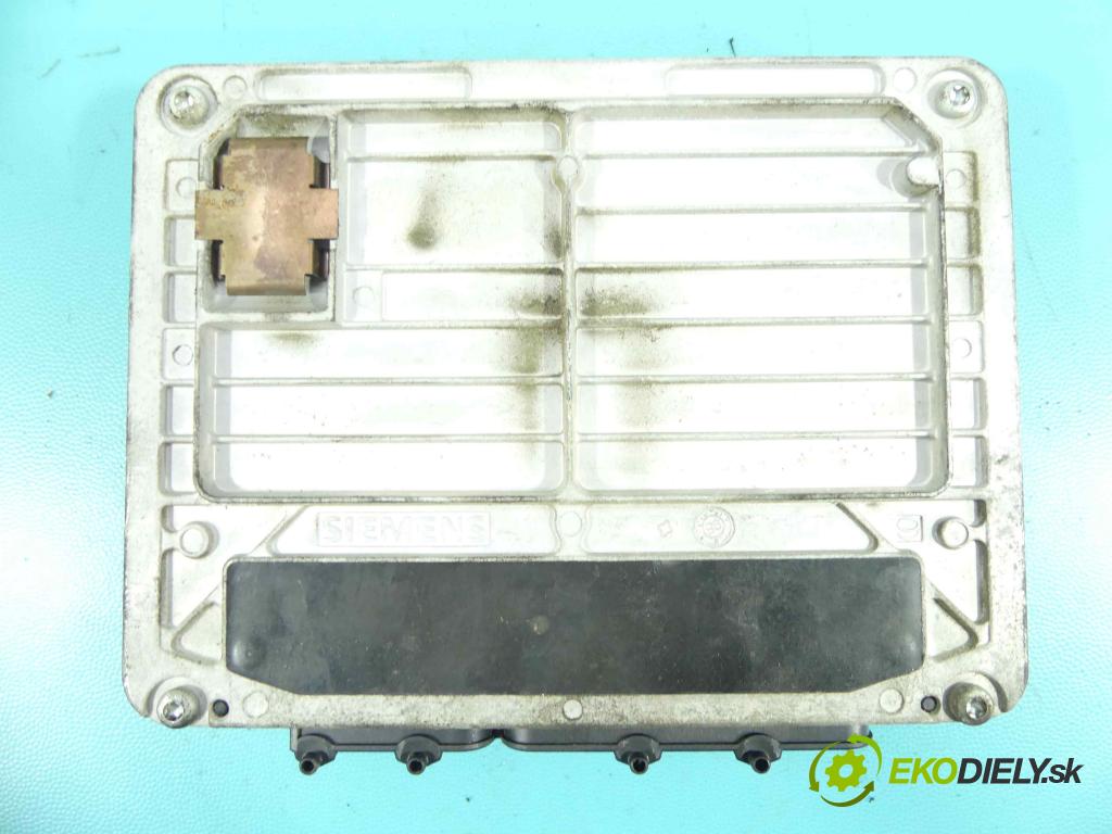 Vw Bora 1.6 SR 101 hp manual 74 kW 1595 cm3 4- řídící jednotka motoru 06A906019AK