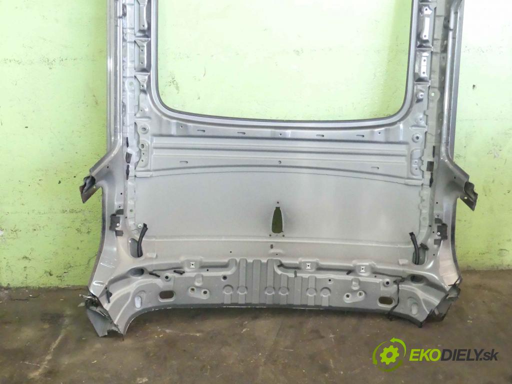 Bmw X1 E84 2009-2015 2.0d 136hp manual 100 kW 1995 cm3 5- Strecha: