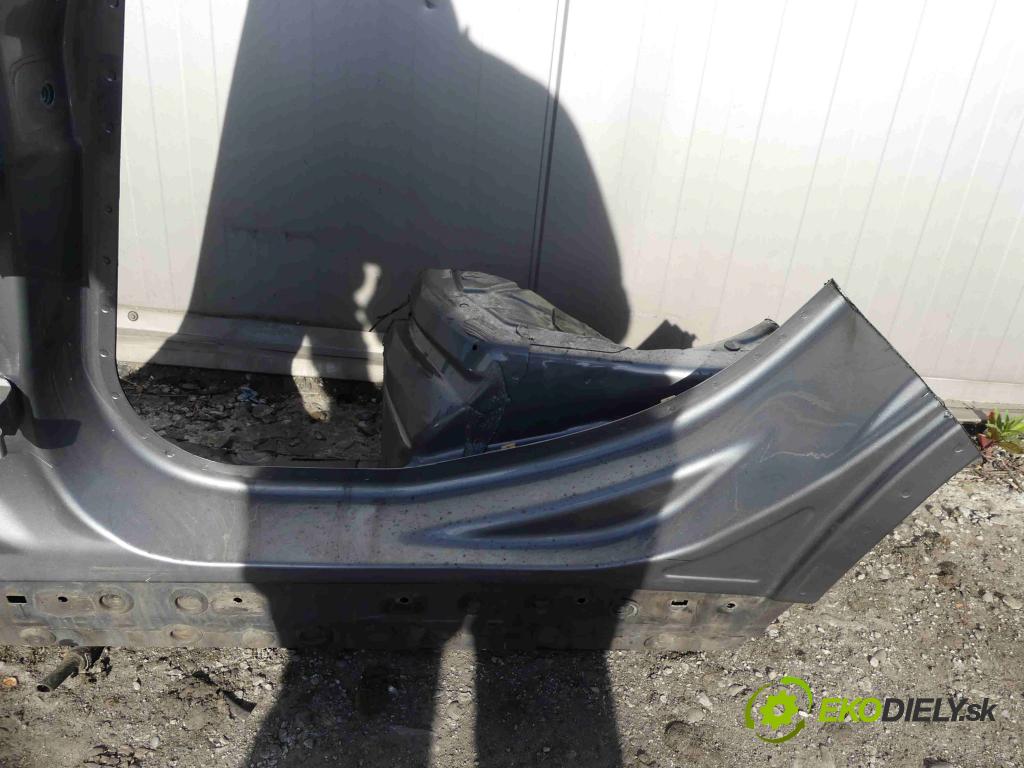 Bmw X1 E84 2009-2015 2.0d 136hp manual 100 kW 1995 cm3 5- práh levý  (Ostatní)