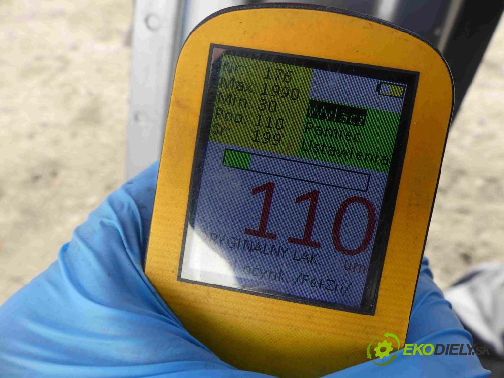 Bmw X1 E84 2009-2015 2.0d 136hp manual 100 kW 1995 cm3 5- práh levý  (Ostatní)