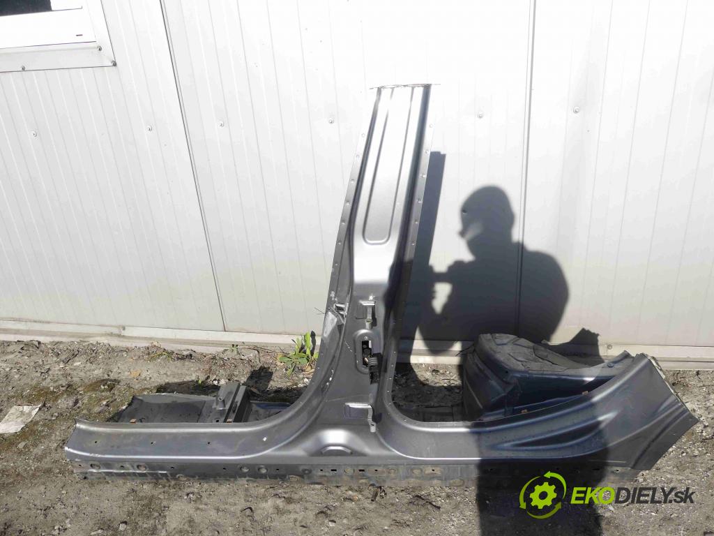 Bmw X1 E84 2009-2015 2.0d 136hp manual 100 kW 1995 cm3 5- práh levý  (Ostatní)