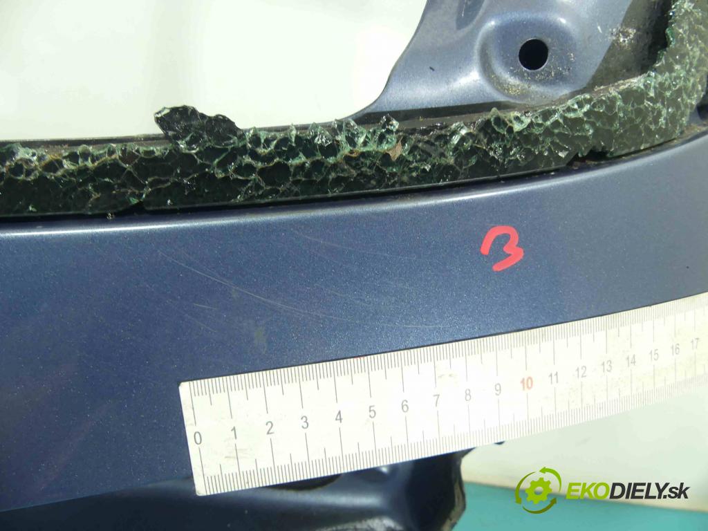 Vw Passat B8 2014 - 2.0 tdi 150 hp manual 110 kW 1968 cm3 5- zadní kufrové dveře  (Zadní kapoty)