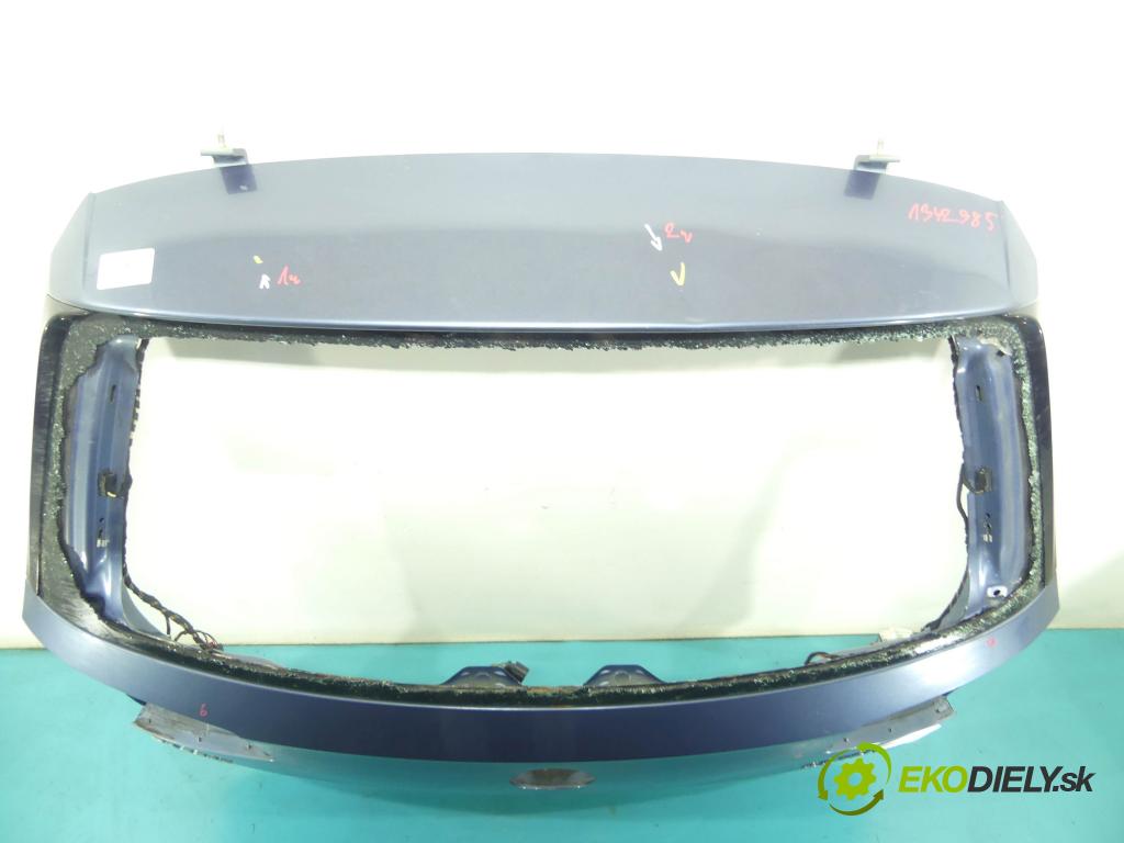 Vw Passat B8 2014 - 2.0 tdi 150 hp manual 110 kW 1968 cm3 5- zadní kufrové dveře  (Zadní kapoty)