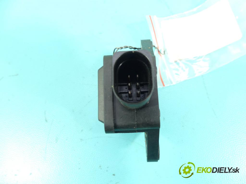 Skoda Superb I 2001-2008 1.9 tdi 131 hp manual 96 kW 1896 cm3 4- snímač ESP 8E0907637A