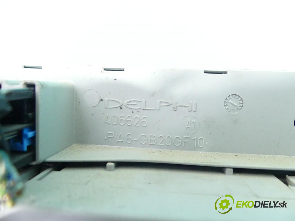 Fiat Idea 1,3.0 jtd 69KM manual 51 kW 1248 cm3 5- skříňka pojistková 51819484 (Pojistkové skříňky)