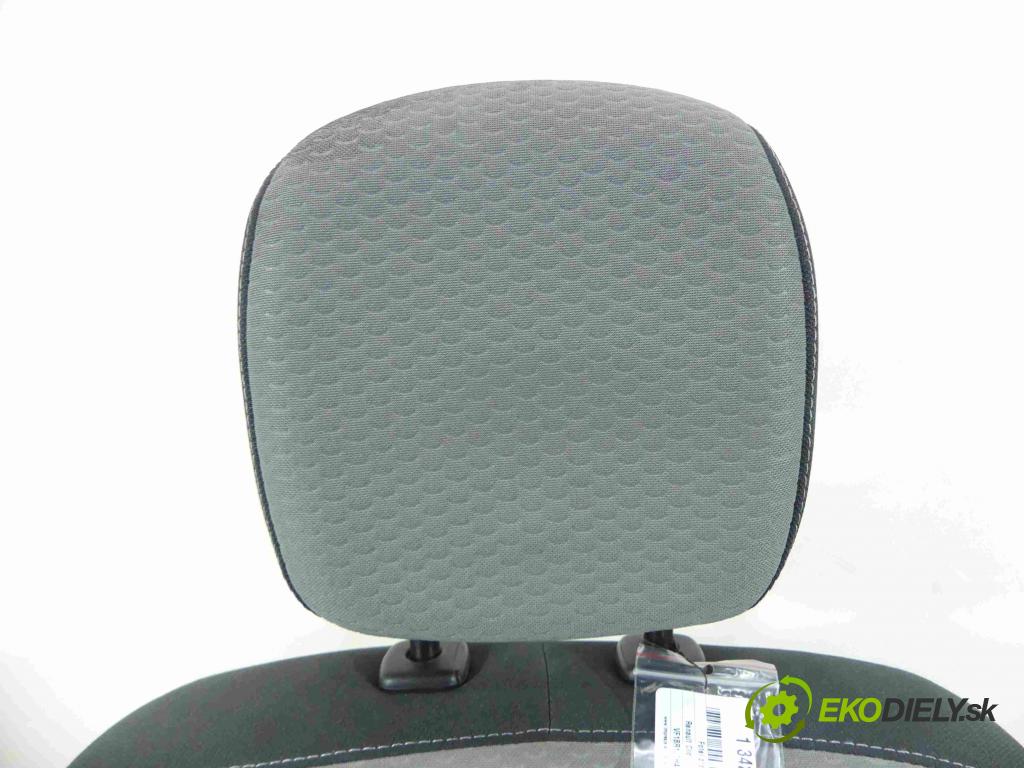 Renault Clio III 2005-2012 1,2.0 16V 75 HP manual 55 kW 1149 cm3 5- Sedačka pravý  (Sedačky, sedadlá)