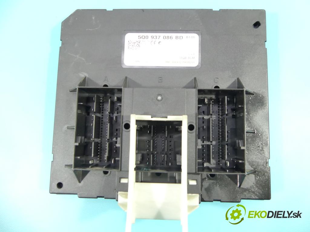 Vw Passat B8 2014 - 2.0 tdi 150 HP manual 110 kW 1968 cm3 5- modul riadiaca jednotka 5Q0937086BD (Ostatné)
