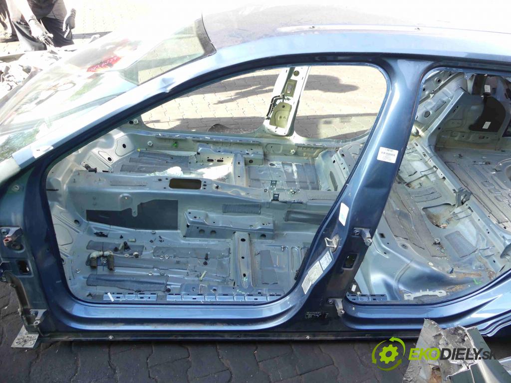 Vw Passat B8 2014 - 2.0 tdi 150 hp manual 110 kW 1968 cm3 5- práh levý  (Ostatní)