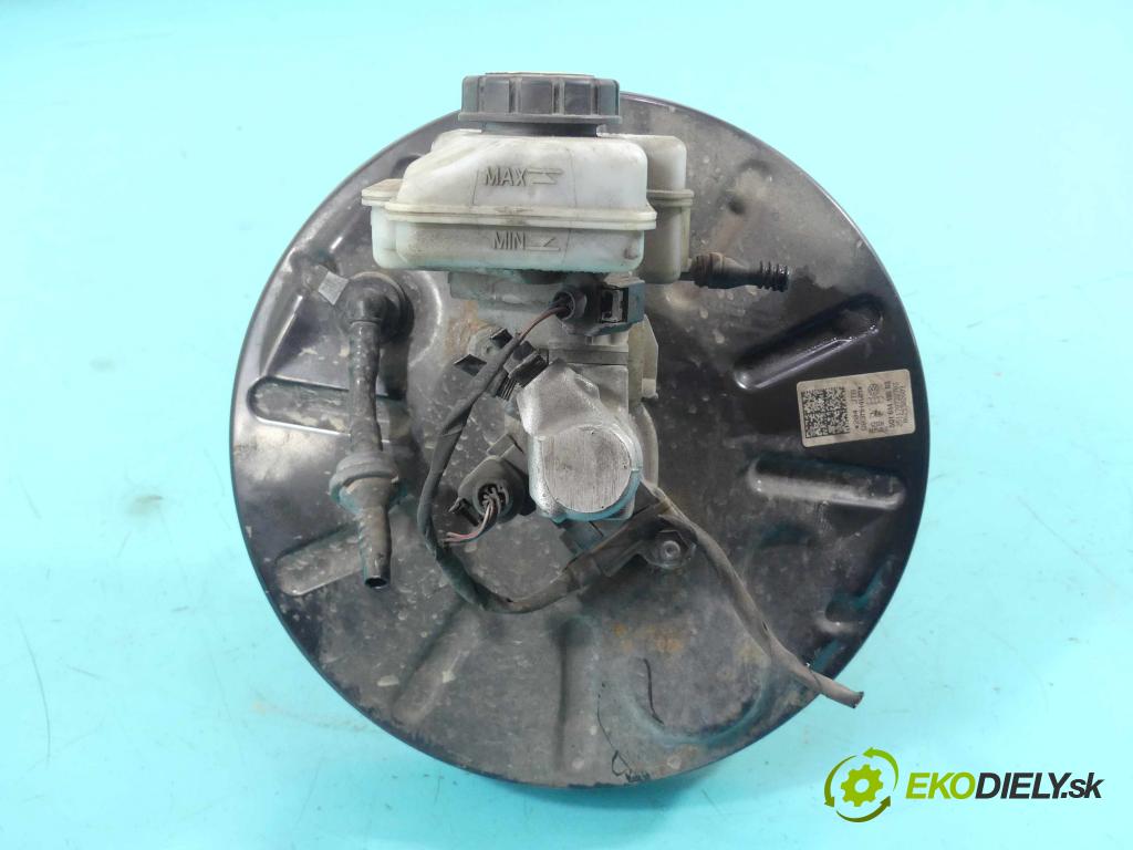 Vw Passat B8 2014 - 2.0 tdi 150 HP manual 110 kW 1968 cm3 5- servo brzdové 5Q1611301B