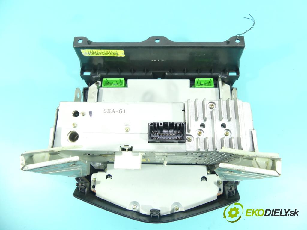Honda Accord VII 2002-2008 2.0 16V 155 HP manual 114 kW 1998 cm3 4- Radio originál