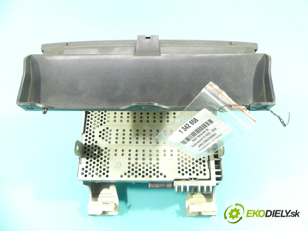 Honda Accord VII 2002-2008 2.0 16V 155 HP manual 114 kW 1998 cm3 4- Radio originál