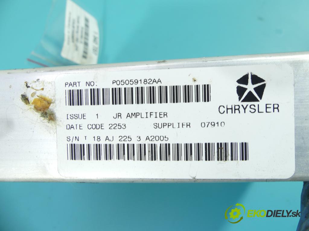 Chrysler Sebring II 2000-2006 2.0 16V 141 HP automatic 104 kW 1996 cm3 4- Zesilovač: P05059182AA (Zosilňovače)