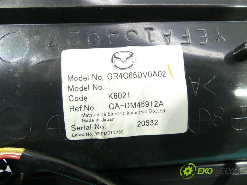 Mazda 6 I GG 2002-2007 2.0 citd 143 HP manual 105 kW 1998 cm3 5- Zobrazit: CA-DM45912A (Prístrojové dosky, displeje)