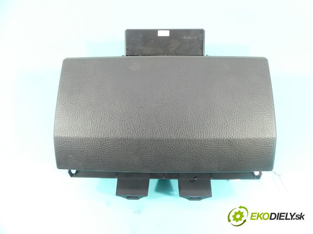 Mazda 6 I GG 2002-2007 2.0 citd 143 HP manual 105 kW 1998 cm3 5- Zobrazit: CA-DM45912A (Prístrojové dosky, displeje)