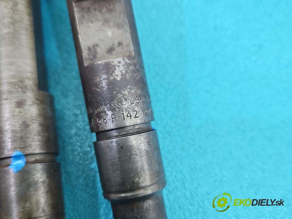 Audi A3 8L 1996-2003 1.9 tdi 90 HP manual 66 kW 1896 cm3 3- vstrek 038130201F (Vstrekovač paliva)