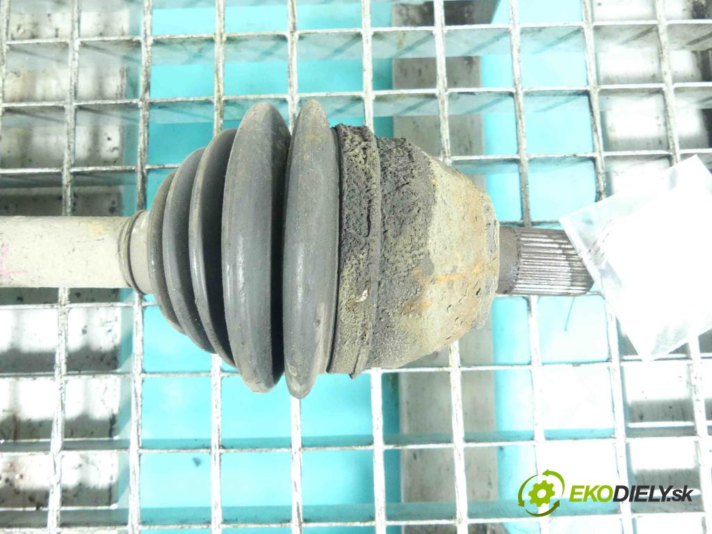 Ford C-Max I 2003-2010 1.6 tdci 109 HP manual 80 kW 1560 cm3 5- poloos ľavé  (Poloosy)