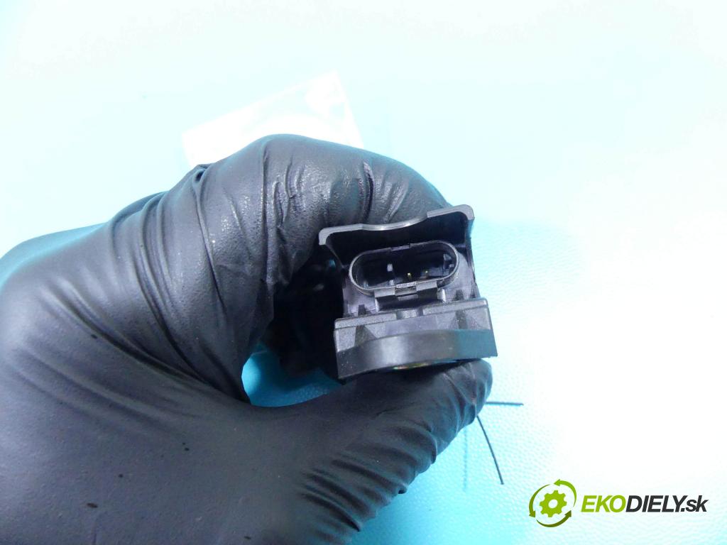 Vw Passat B5 1995-2005 1.9 tdi 101 HP manual 74 kW 1896 cm3 5- snímač šokovat: 5WK41910 (Snímače nárazu)