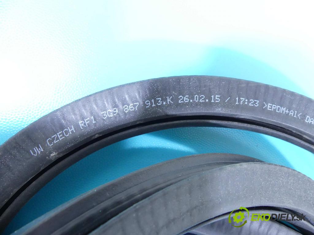 Vw Passat B8 2014 - 2.0 tdi 150 hp manual 110 kW 1968 cm3 5- Těsnění: dveře zadní levé 3G9867913K (Ostatní)