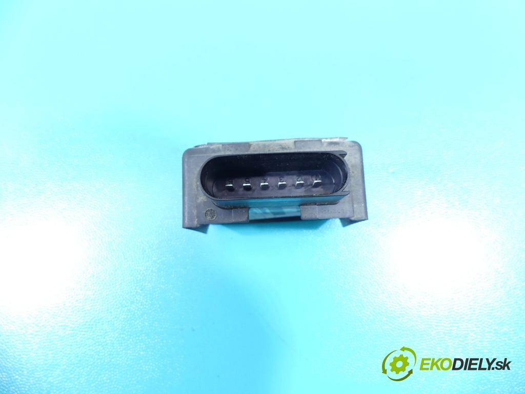 Vw Passat B8 2014 - 2.0 tdi 150 HP manual 110 kW 1968 cm3 5- modul riadiaca jednotka 5Q0906121F (Ostatné)