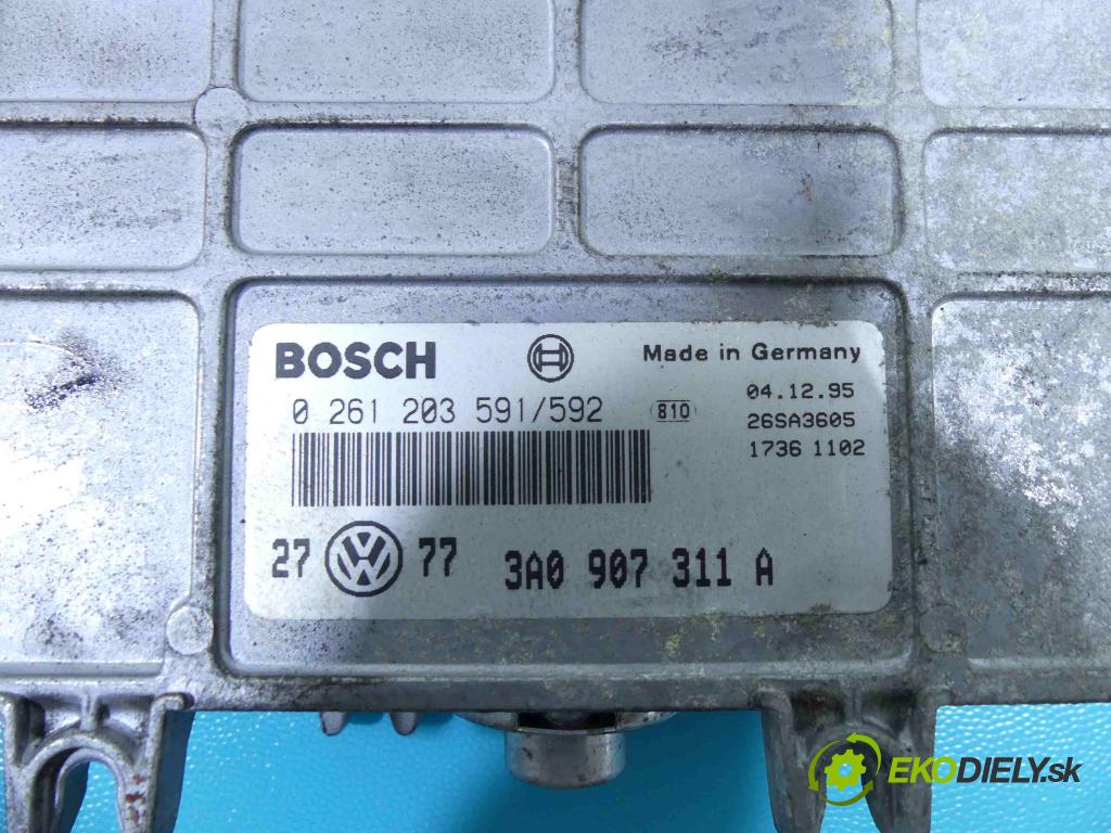 Vw Golf III 1991-1998 1.8 75 hp manual 55 kW 1781 cm3 3- řídící jednotka motoru 0261203591