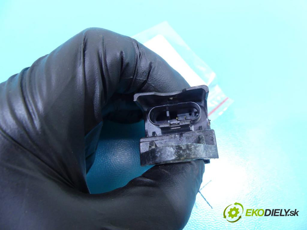 Vw Passat B5 1995-2005 1.9 tdi 116 HP manual 85 kW 1896 cm3 4- snímač šokovat: 1J0909606N (Snímače nárazu)