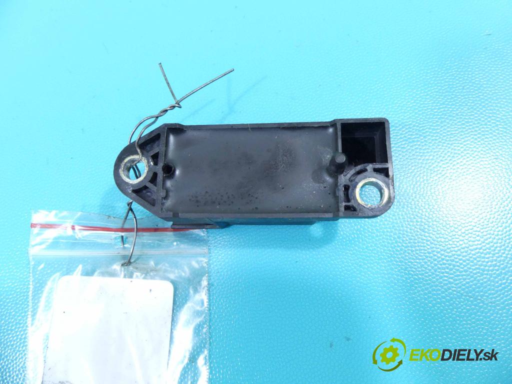 Vw Passat B5 1995-2005 1.9 tdi 116 HP manual 85 kW 1896 cm3 4- snímač šokovat: 1J0909606N (Snímače nárazu)