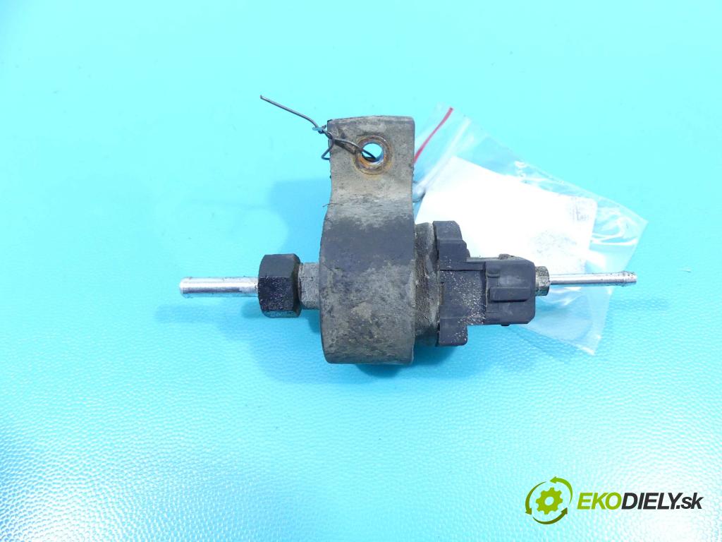 Mazda 5  2005-2010 2.0 citd 110 hp manual 81 kW 1998 cm3 5- čerpadlo paliva webasto 22451704 (Webasto ohřívače)