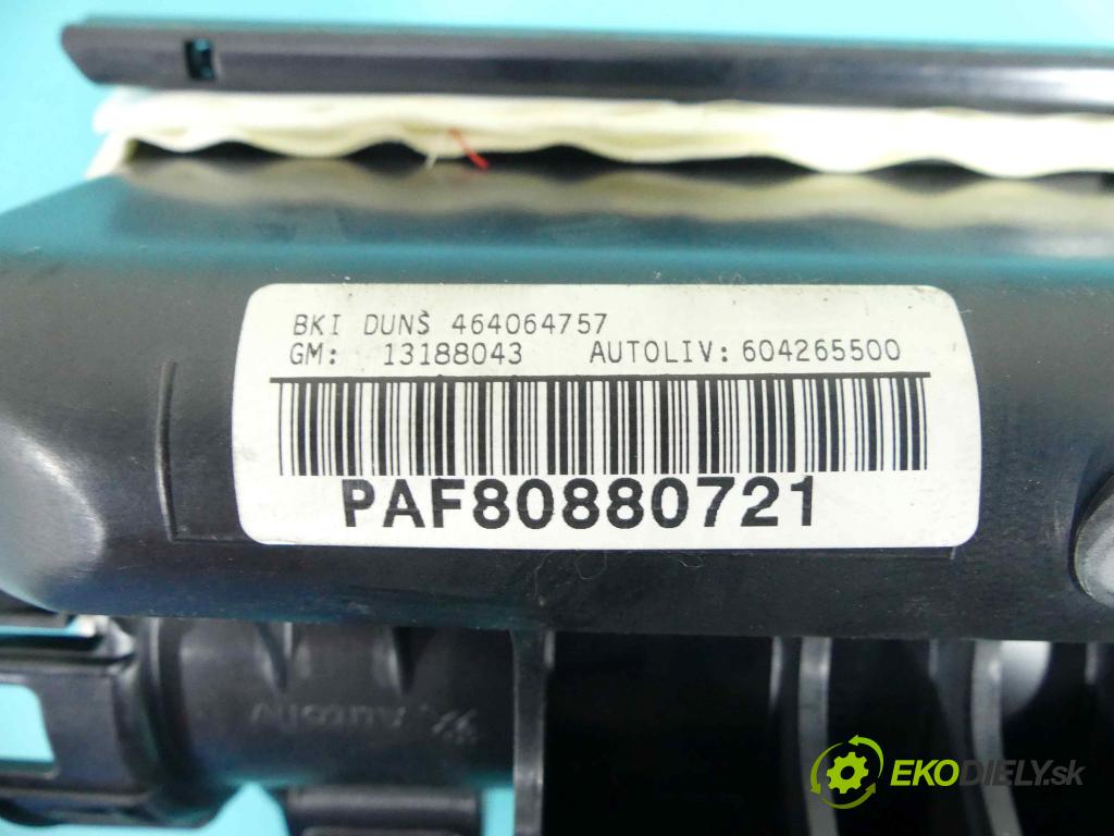 Opel Meriva A 2002-2010 1.4 16V 90 HP manual 66 kW 1364 cm3 5- kokpit,pristrojová doska rozdeľovacia
